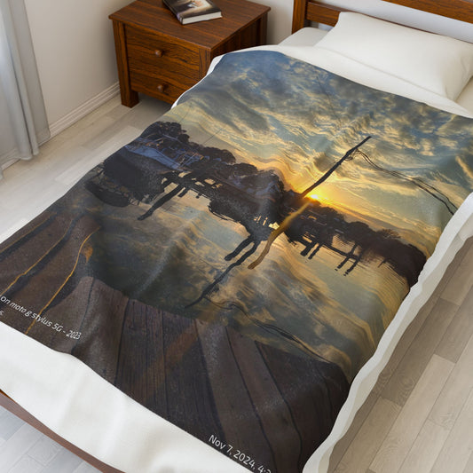 Sunset Serenity Velveteen Plush Blanket | Cozy Home Decor for Relaxation